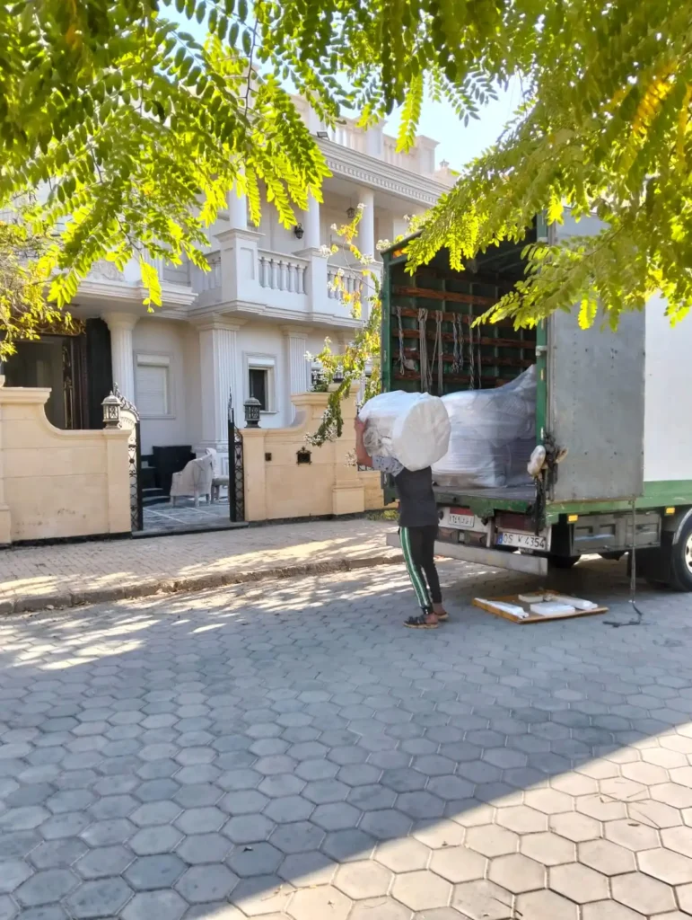 افضل-شركات-نقل-عفش-واثاث-شركه-وصال